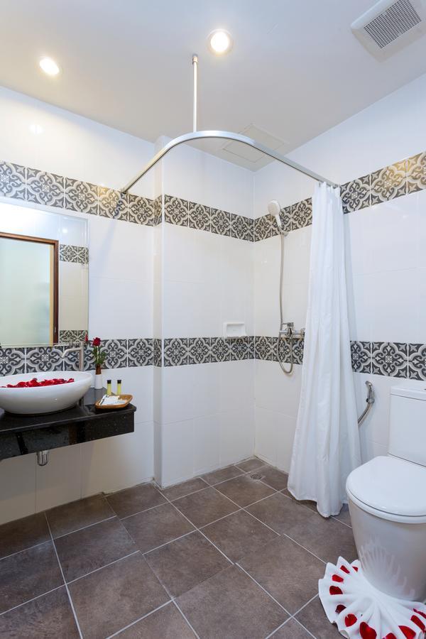 Asia Express Hotel Кату Екстериор снимка