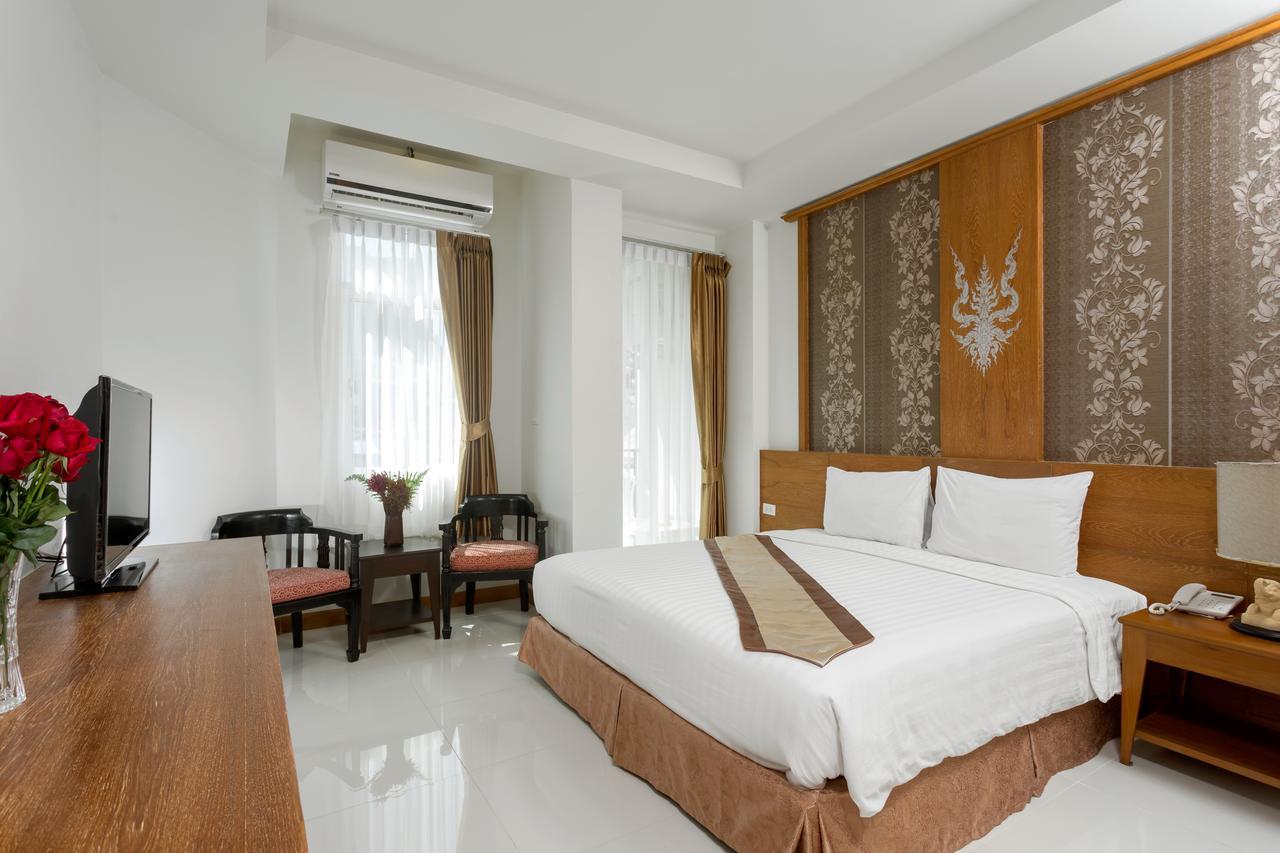 Asia Express Hotel Кату Екстериор снимка
