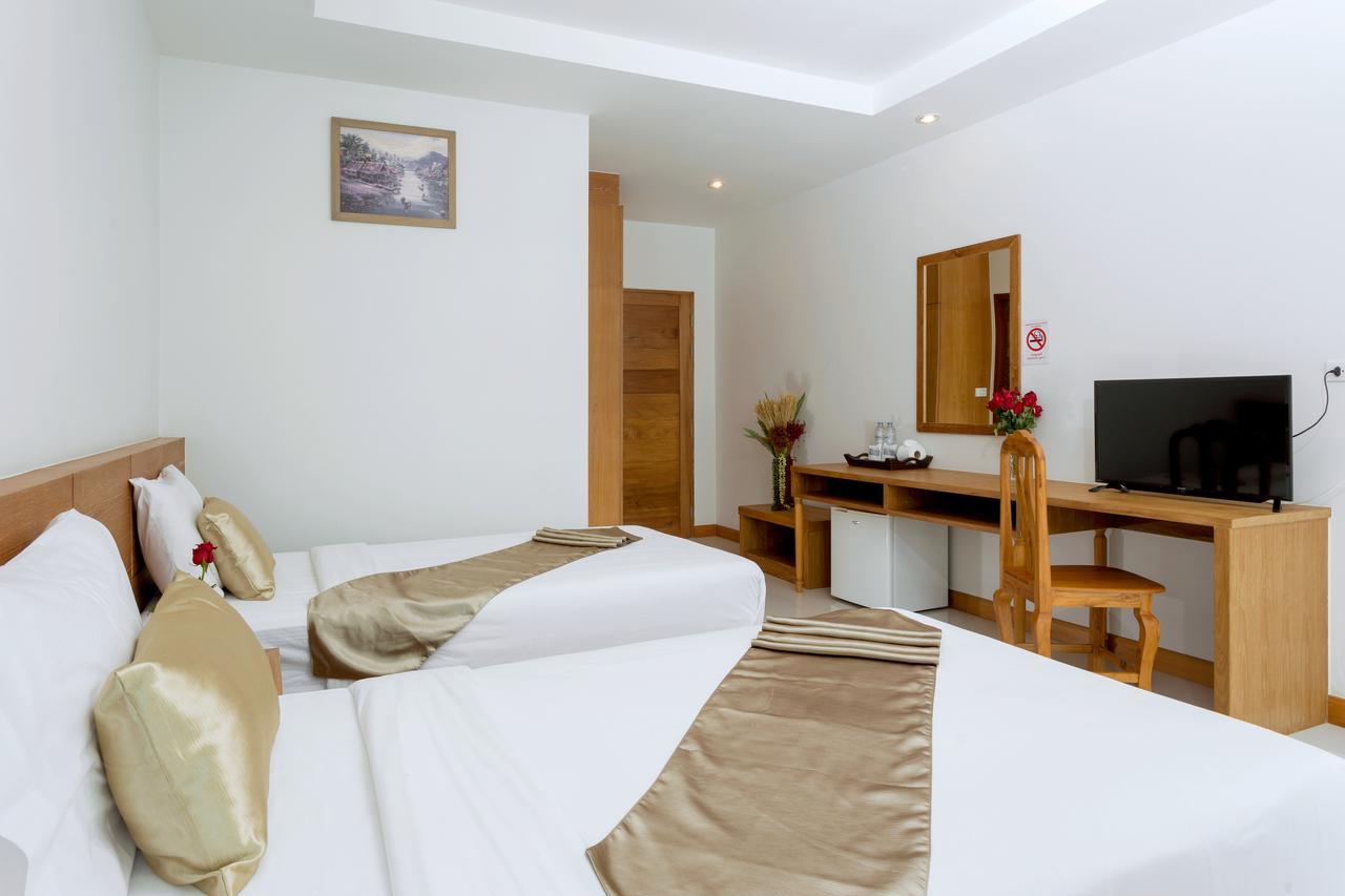 Asia Express Hotel Кату Екстериор снимка